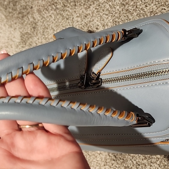 COPY - NEW COACH HANDBAG SEND OFFERS! - Picture 3 of 8